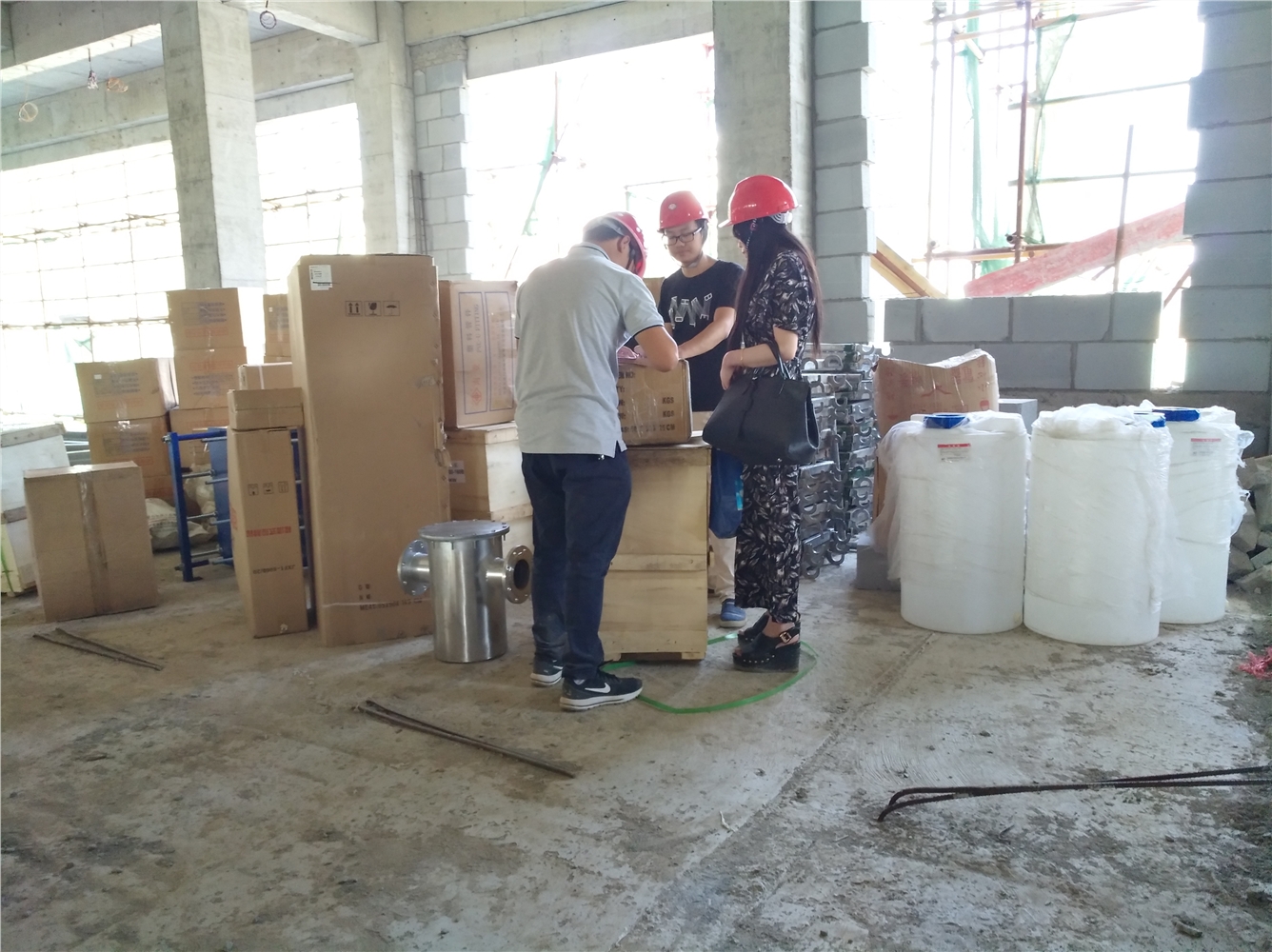 新城區(qū)實(shí)驗(yàn)中小學(xué)游泳館泳池水處理工程開工建設(shè)